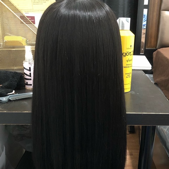 Virgin Hair Blunt bob cut wig - Picture 2 of 2